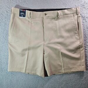 NWT Travel Smart Roundtree & Yorke Chino‎ Shorts Men 42 x 8" Luxury Khaki